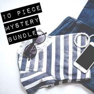 MYSTERY BUNDLE sz M US 6-8